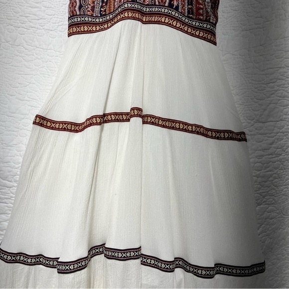 I FLOWING Bohemian Embroidered Peasant Dress, Size Medium - Picture 8 of 16